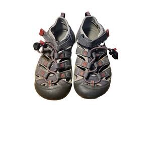 Keen Shoes Sandals Kids Youth Size 12 Waterproof Sport Shoes Grey/Brown/Red